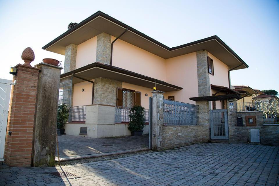 B&B Nuovo Paradiso Pescia Eksteriør bilde